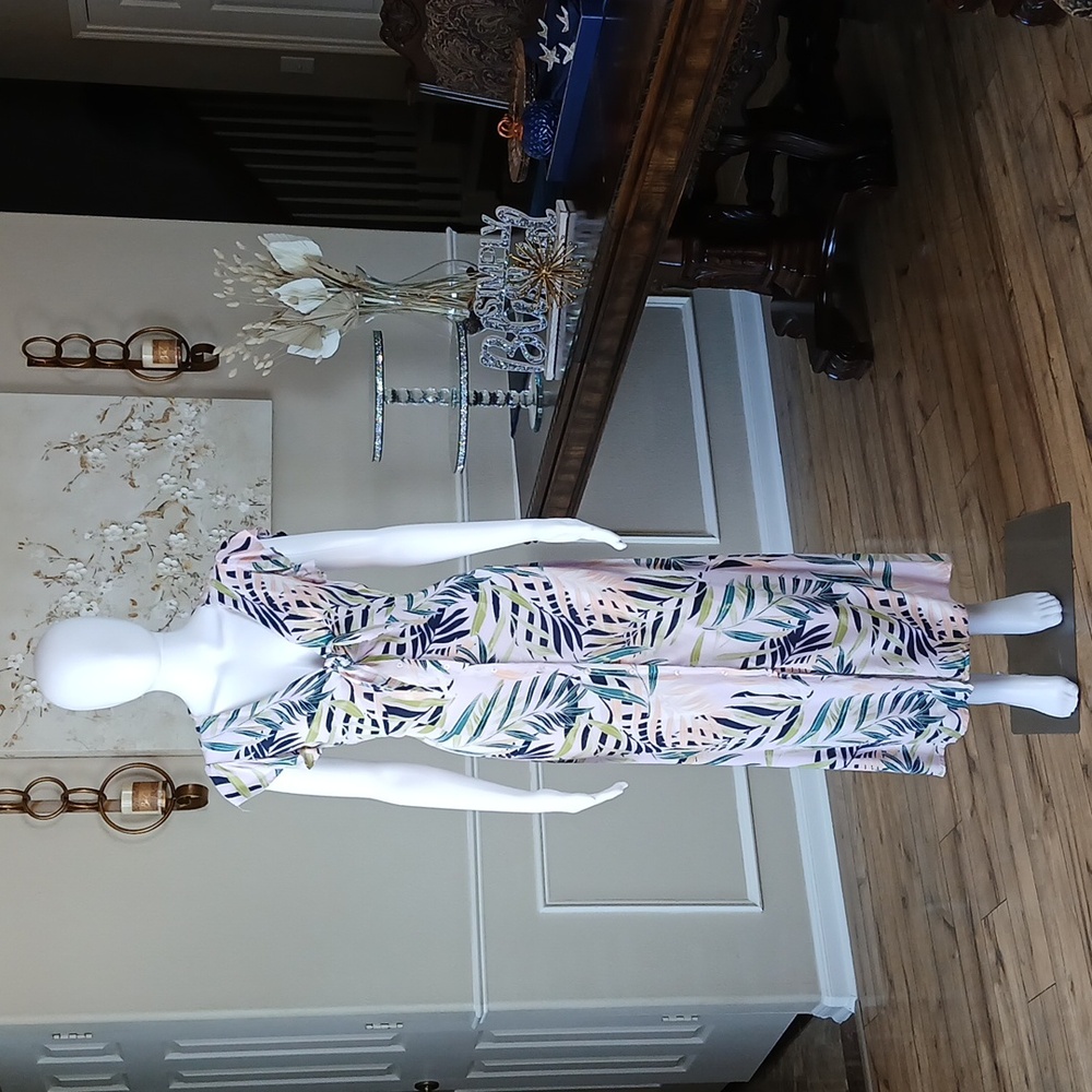Tropical Leaf Print Maxi Dress By Cotton:On. Size SP
